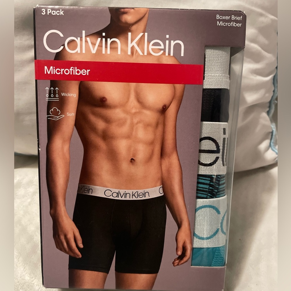 Calvin Klein 3 pack microfiber boxers brief  size M